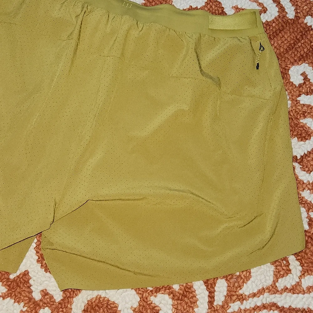 Lululemon Fast and Free Lined Short 6